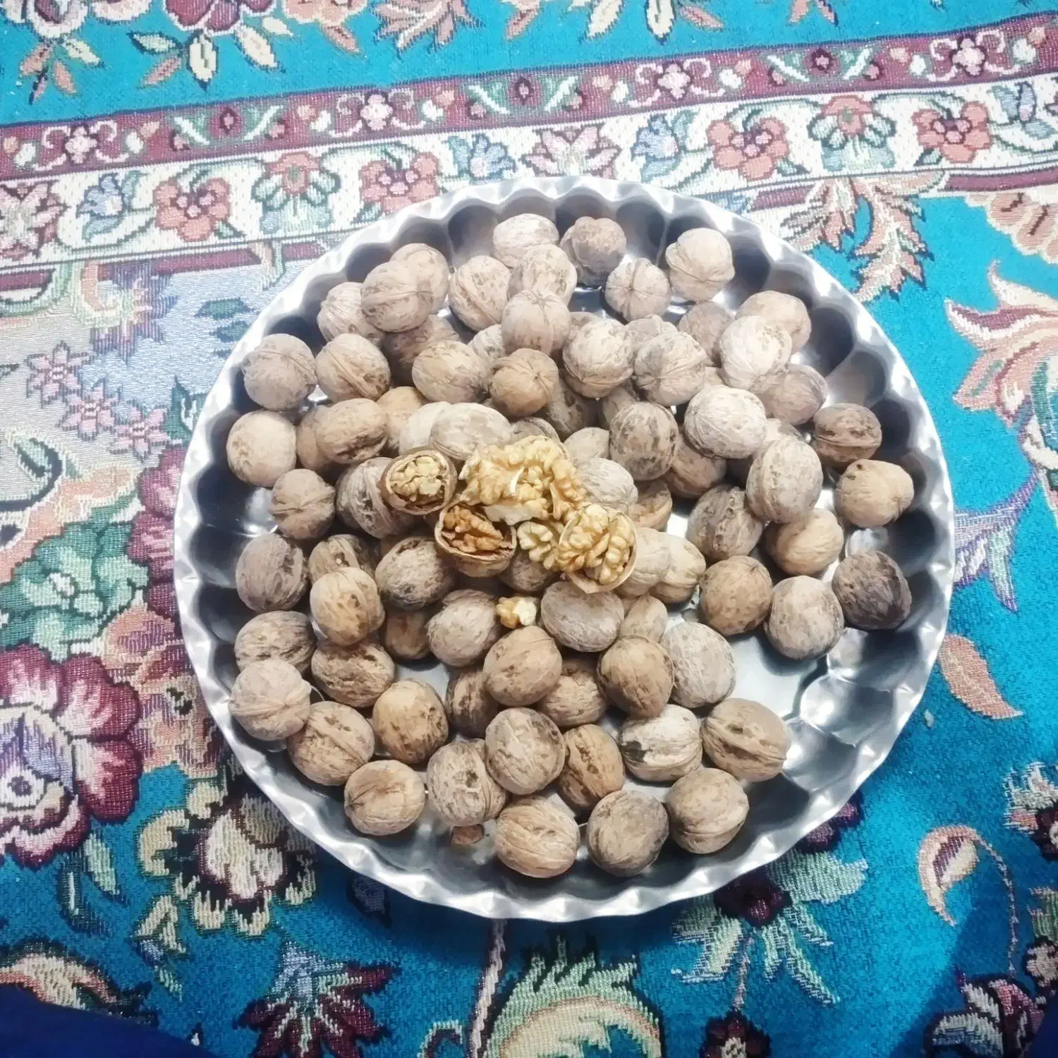 گردودرجه یک|خوردنی و آشامیدنی|قم, انسجام|دیوار