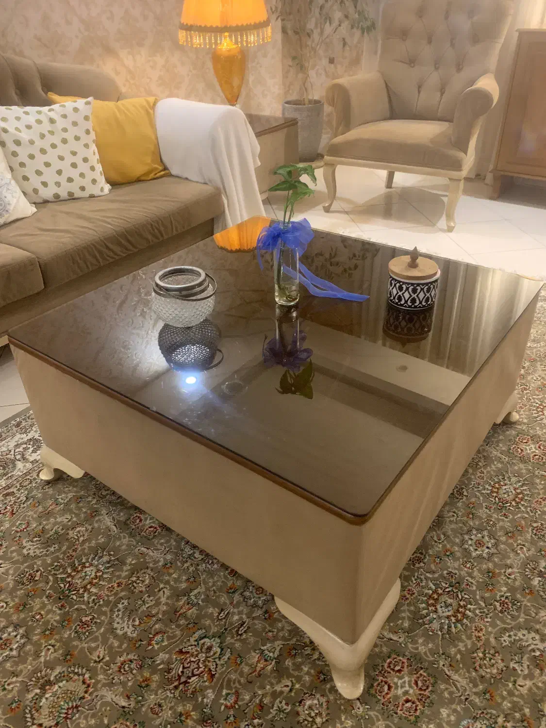 میز ناهار خوری و جلو مبلی|میز و صندلی غذاخوری|تهران, باغ فیض|دیوار