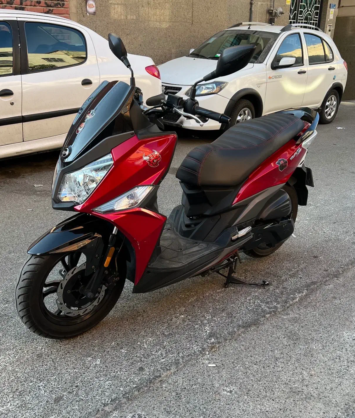 J200 1401|موتورسیکلت|تهران, فردوسی|دیوار