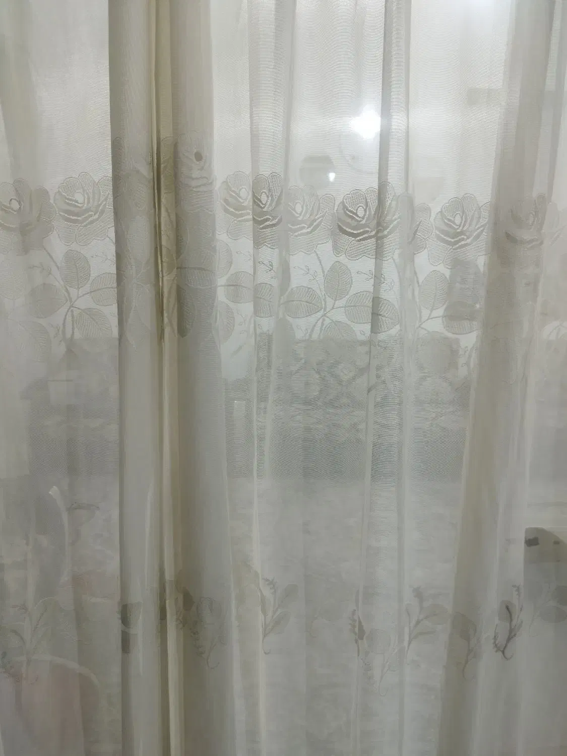 پرده حریربزرگ|پرده، رانر، رومیزی|فولادشهر, مسکن مهر فولادشهر|دیوار