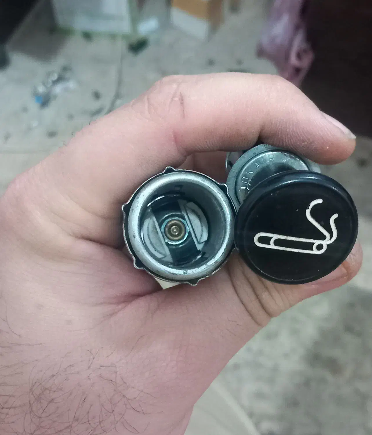 فندک ۱۲ ولت ژاپنی اصلی|قطعات یدکی و لوازم جانبی|چمستان, |دیوار