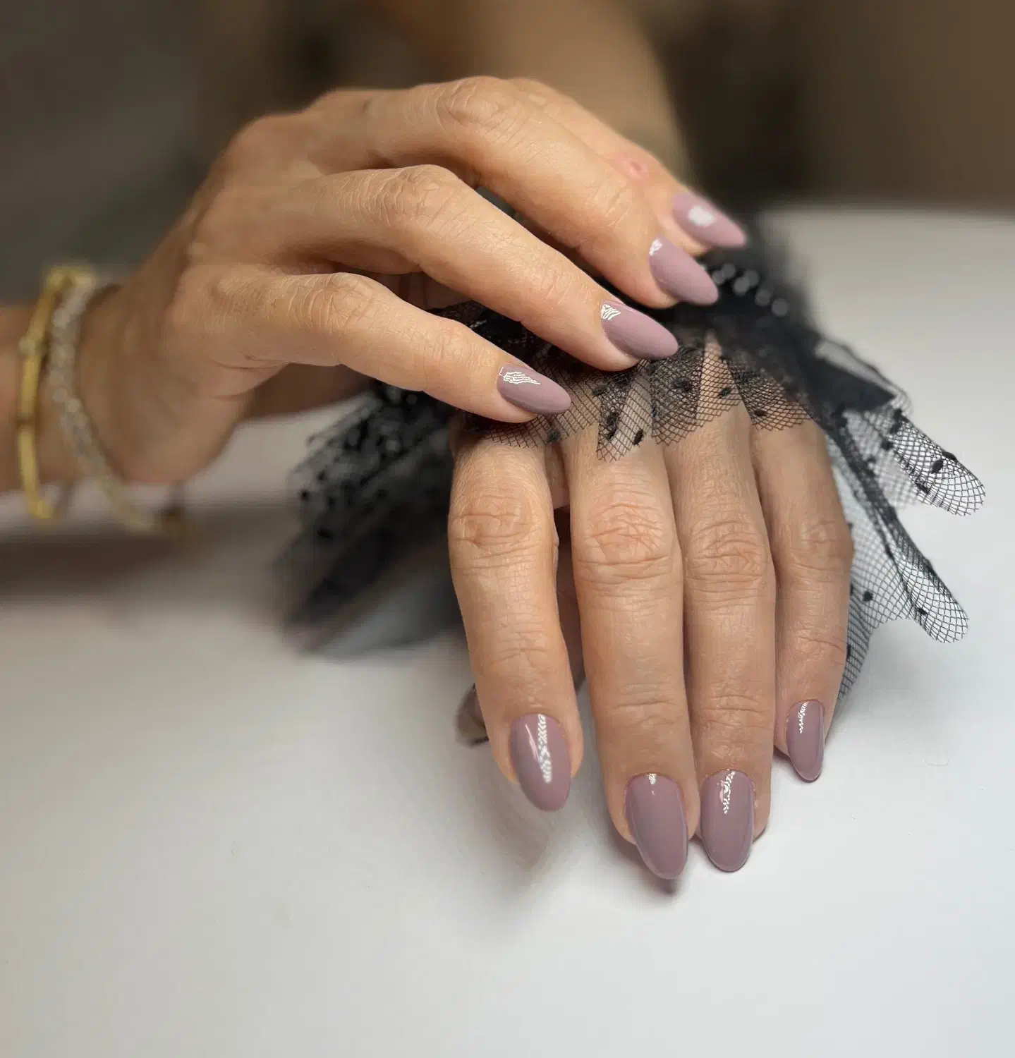 انواع خدمات کاشت ناخن فقط با ۴۰۰ تومان|خدمات آرایشگری و زیبایی|رشت, دیلمان|دیوار