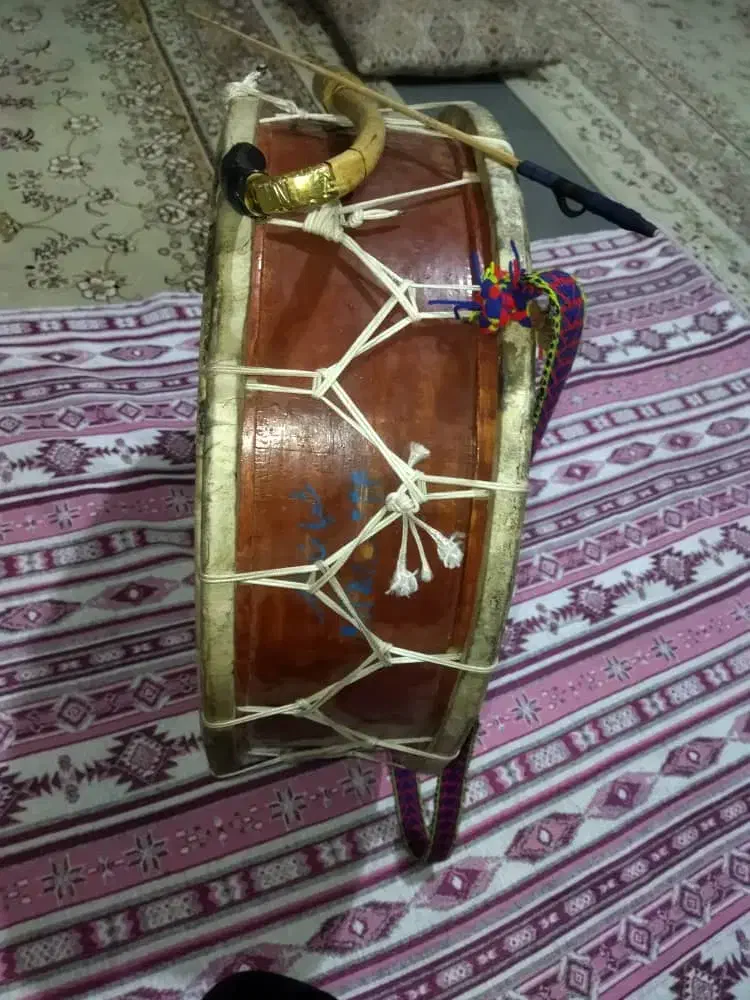 دهل|سازهای سنتی|مبارکه, |دیوار