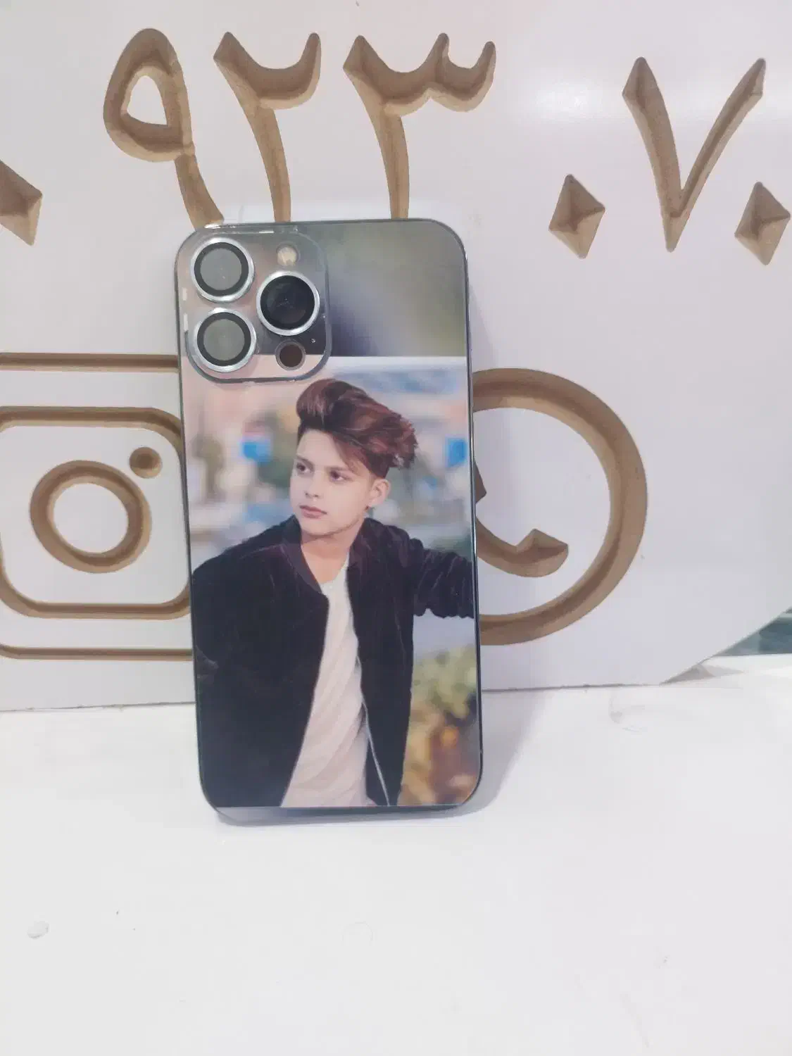 نصب عکس دلخواه پشت گارد گوشی|لوازم جانبی موبایل و تبلت|زاهدان, |دیوار