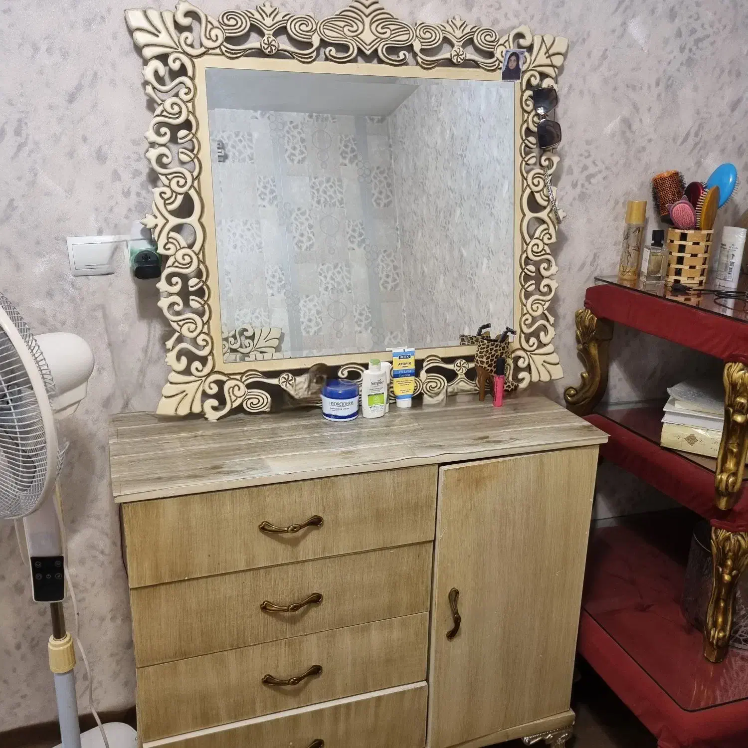 سرویس خواب|تخت و سرویس خواب|مشهد, یاس|دیوار