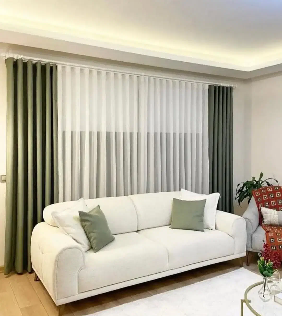 نصب و نصاب پرده وکاغذ دیواری  ، شستشو ی مطمئن|خدمات پیشه و مهارت|اصفهان, هزارجریب|دیوار