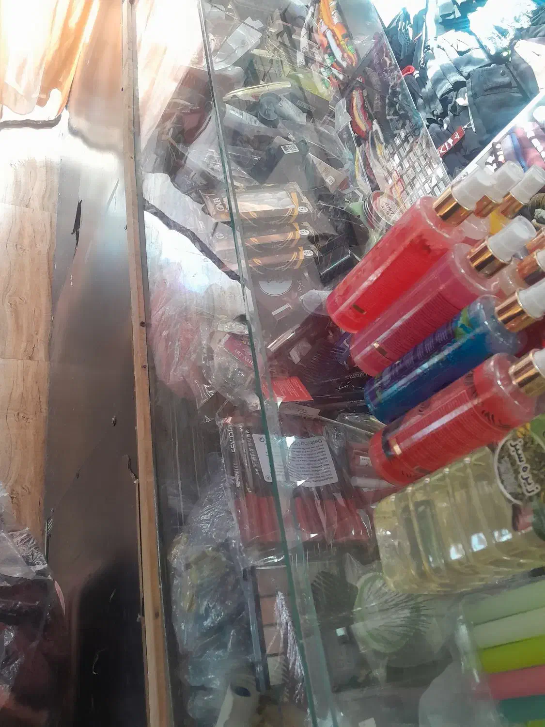 قفسه وویترین ترازو|فروشگاه و مغازه|قم, فرهنگیان و شهربانی|دیوار