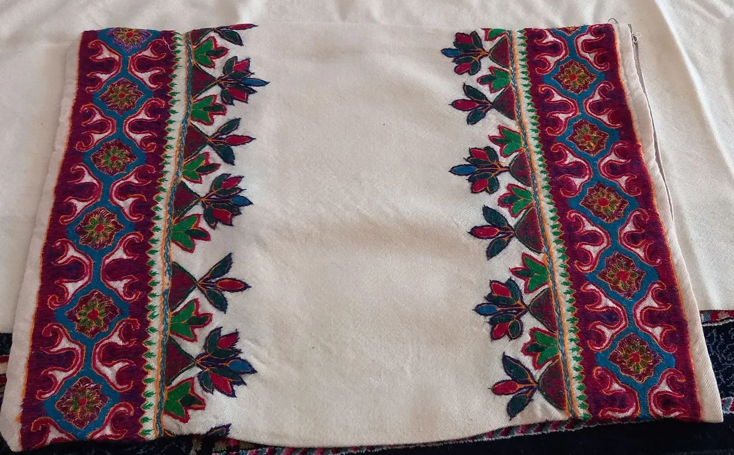 کناره ،متکا کتابی بزرگ، ساعت|صنایع دستی و سایر لوازم تزئینی|رفسنجان, |دیوار