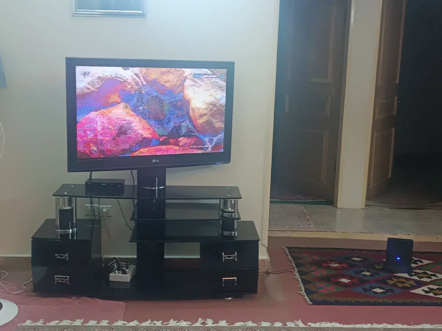 تلویزیون ال جی 42 دستگاه دیجیتال در حد نو|تلویزیون و پروژکتور|مشهد, امیر|دیوار