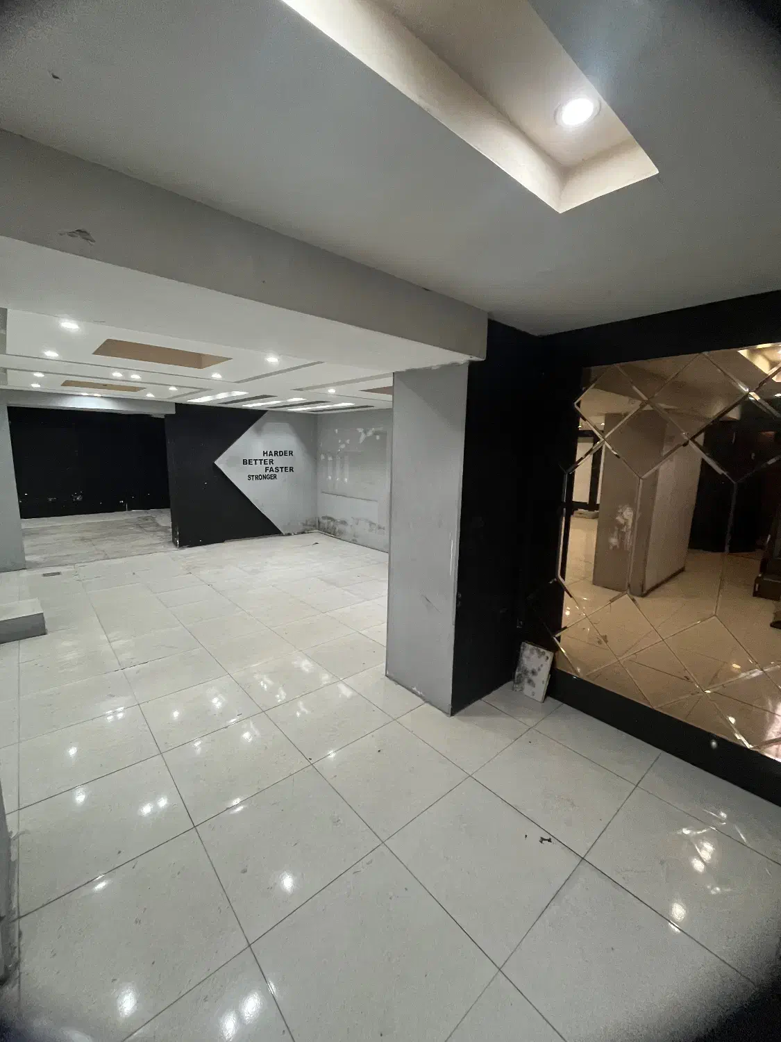 اجاره زیرزمین ۱۷۰ متری براصلی هراز|اجارهٔ مغازه و غرفه|آمل, |دیوار