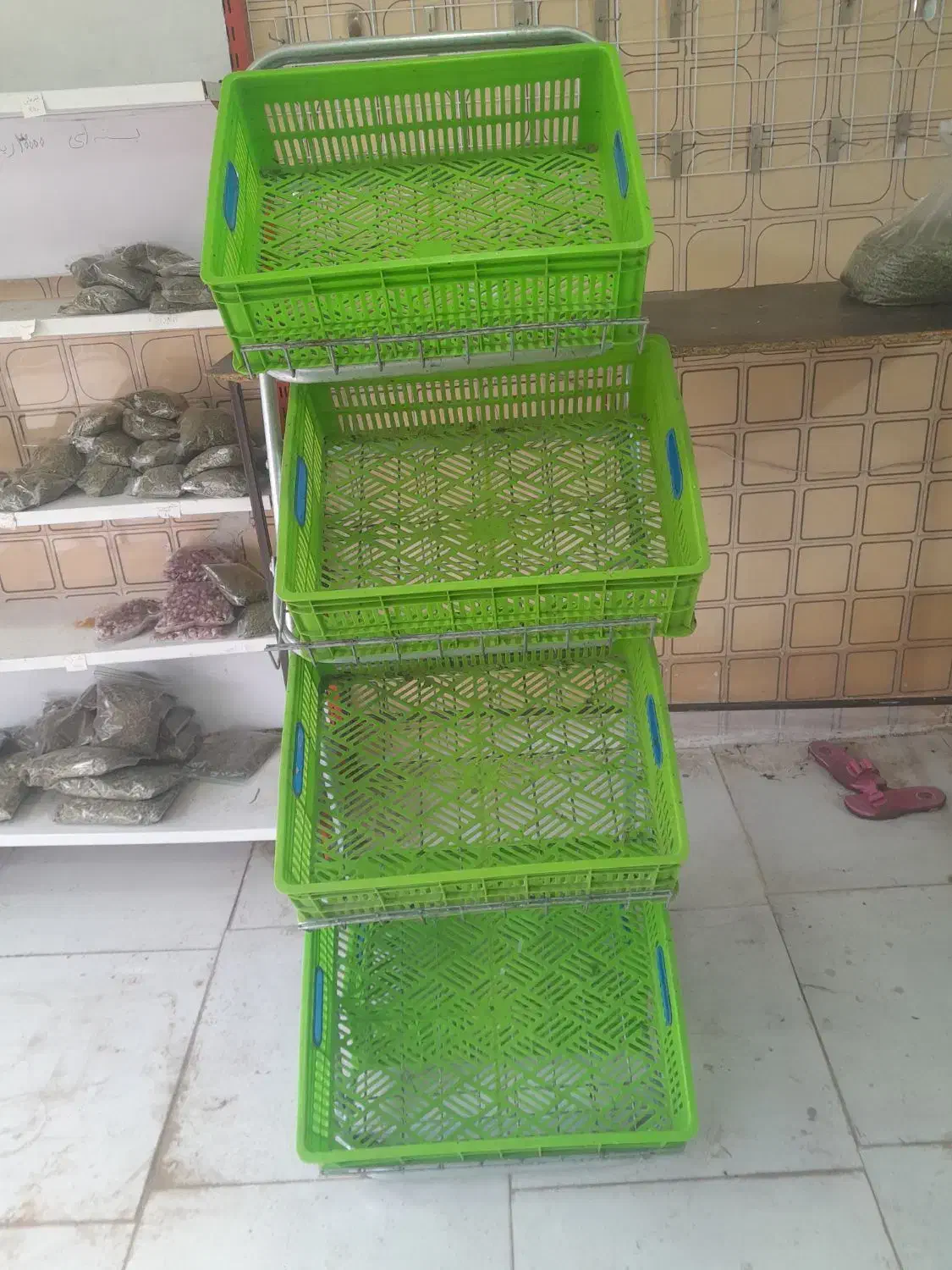 تعدادی وسایل مغازه|فروشگاه و مغازه|ساوه, |دیوار