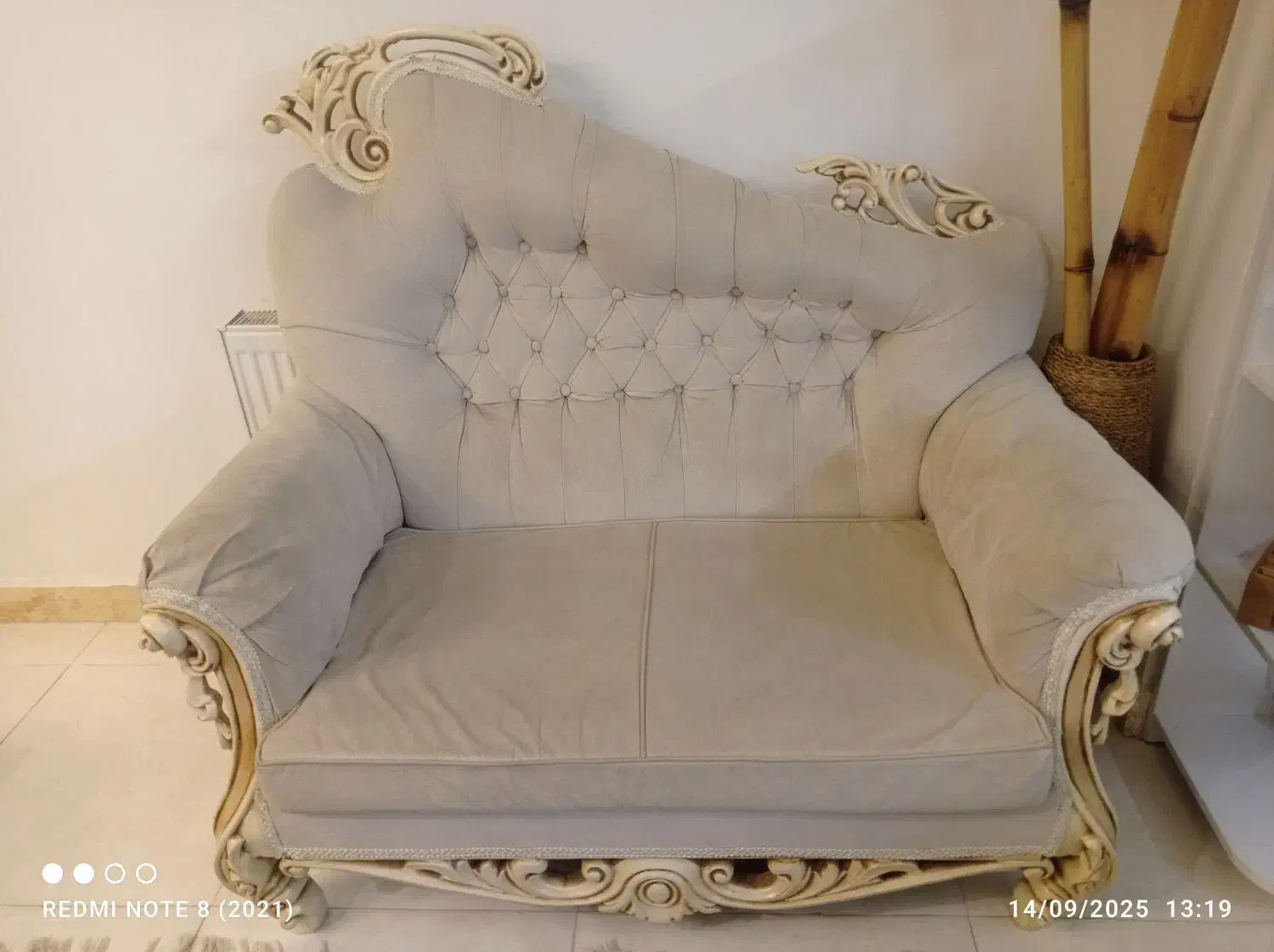 مبلمان و میز ناهار خوری|مبلمان خانگی و میز عسلی|رشت, سیا اسطلخ|دیوار