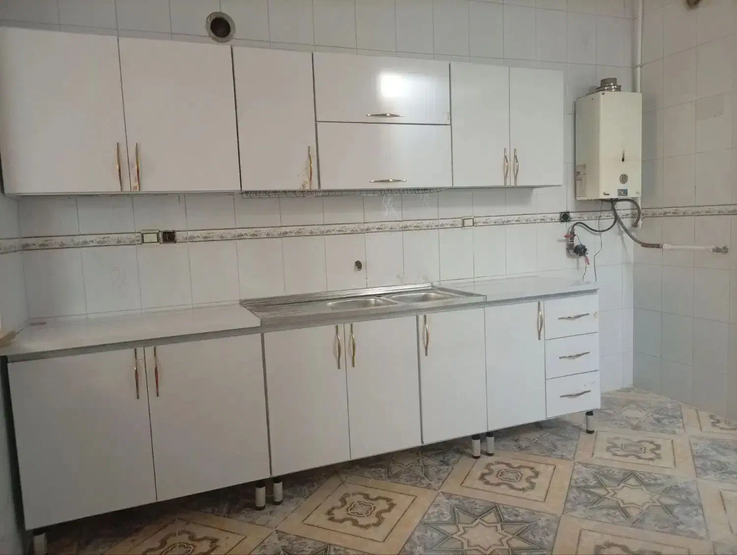 کابینت پیش ساخته. زیر سینگی کابینت گاز|خدمات پیشه و مهارت|بندرعباس, |دیوار