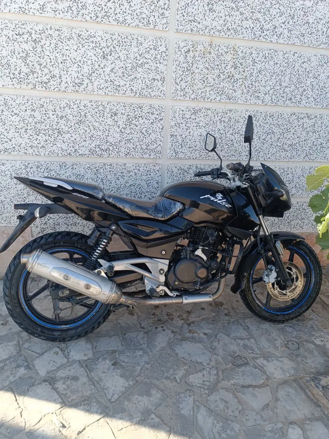 موتور باجاج 200|موتورسیکلت|انگوران, |دیوار