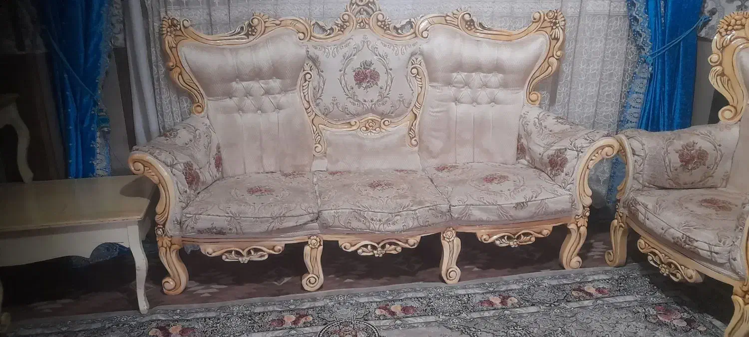 مبل|مبلمان خانگی و میز عسلی|بشاریات, |دیوار