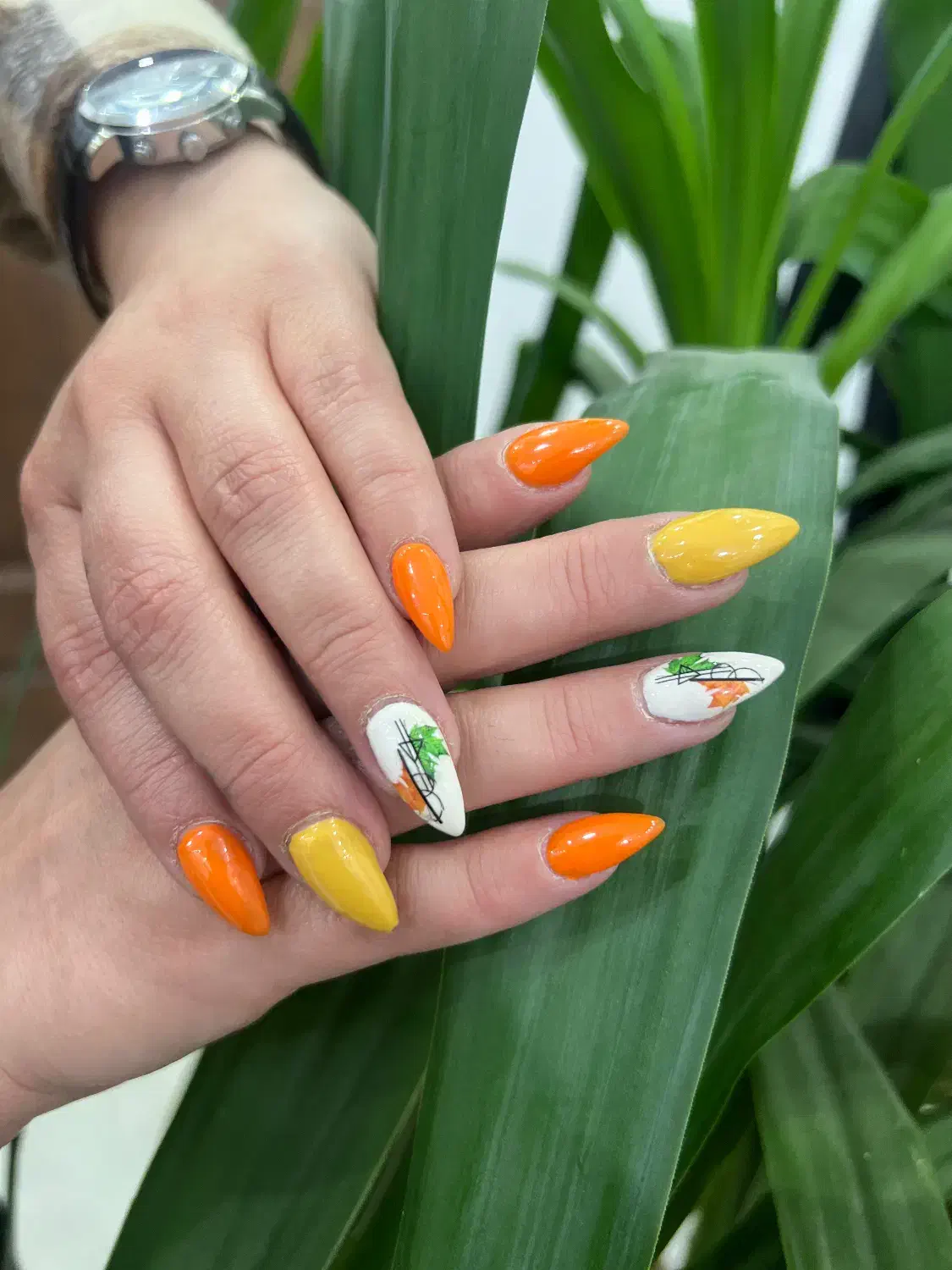 دعوت به همکاری در سالن زیبایی همتا|استخدام درمانی، زیبایی، بهداشتی|شاهین‌شهر, حافظ شمالی|دیوار