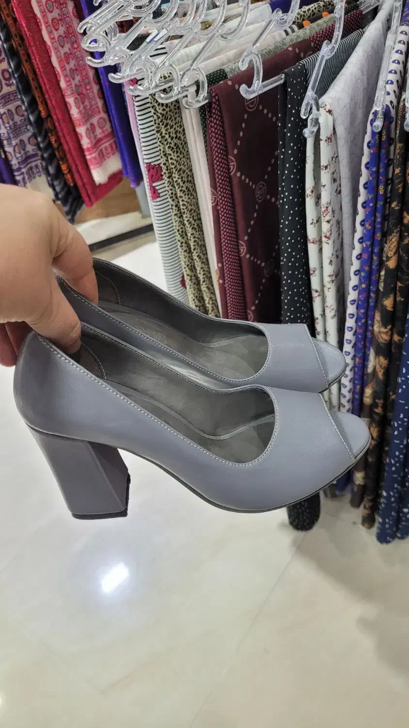 کفش مجلسی پاشنه بلند|کیف، کفش، کمربند|گمیشان, |دیوار