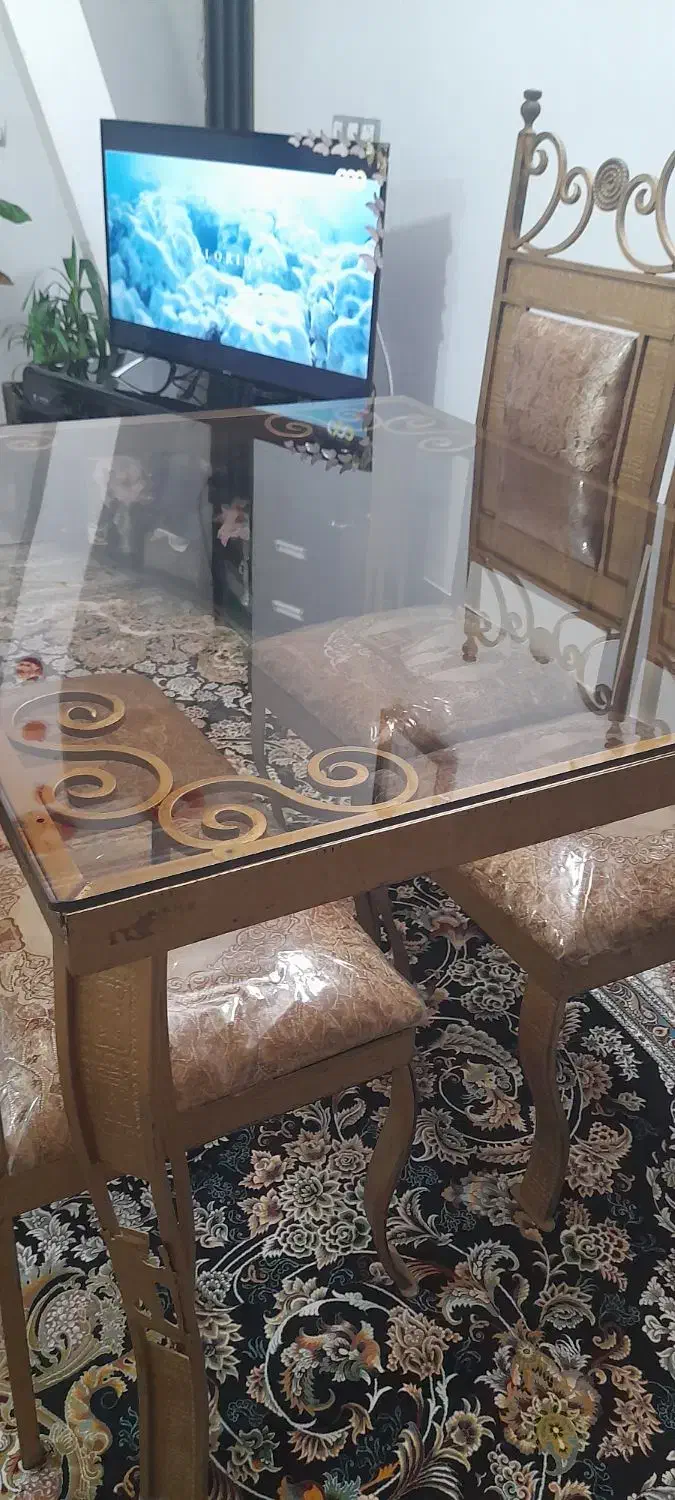 میز ناهار خوری|میز و صندلی غذاخوری|بروجرد, |دیوار