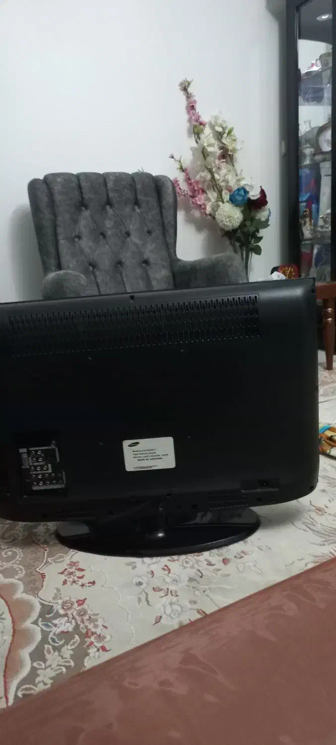 تلویزیون ال سی دی|تلویزیون و پروژکتور|چهارباغ, |دیوار