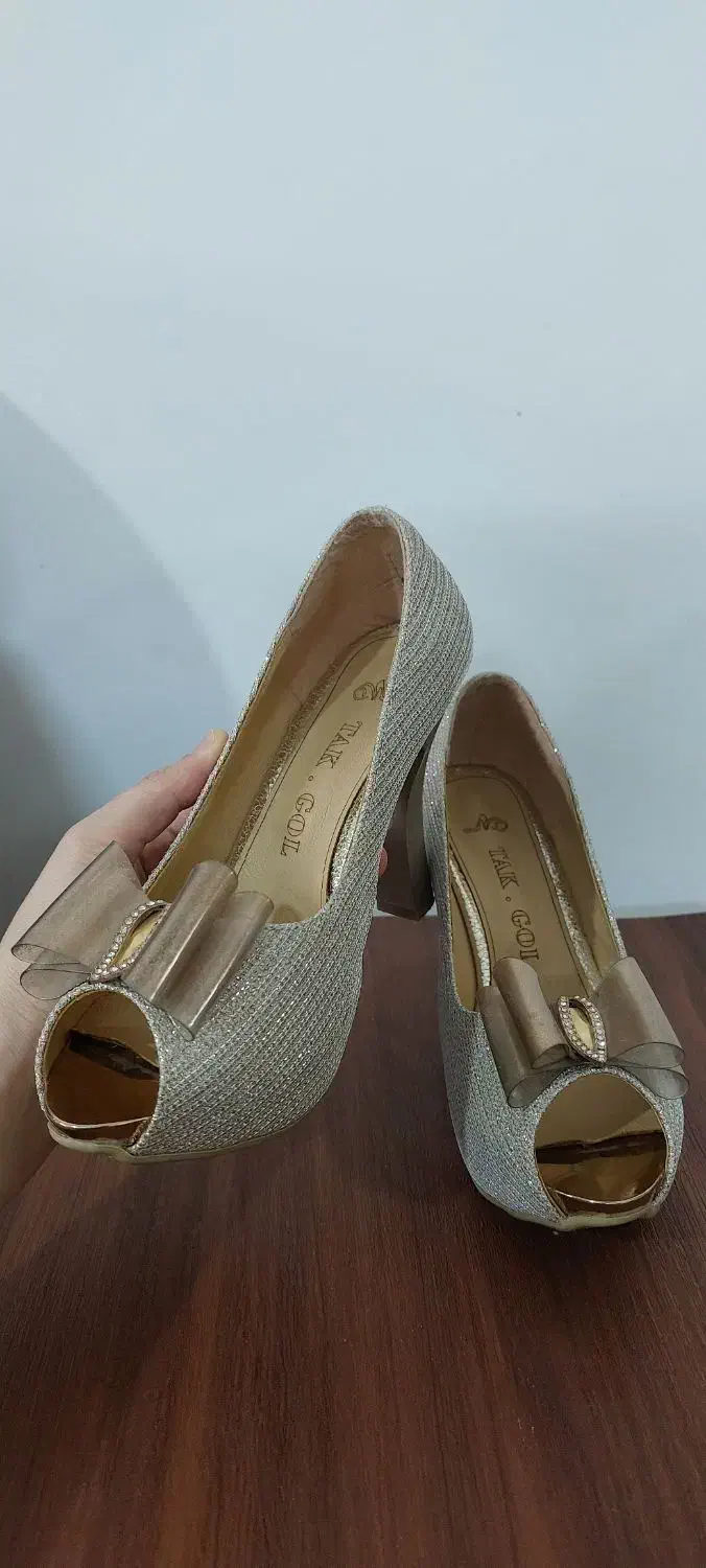 کفش مجلسی در حد نو|کیف، کفش، کمربند|سمنان, |دیوار