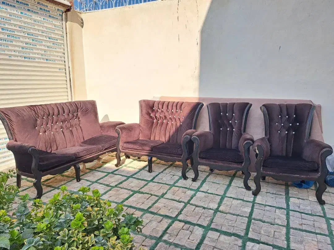 یک دست مبل ۷نفره کارکرده|مبلمان خانگی و میز عسلی|رباط‌کریم, انجم آباد|دیوار