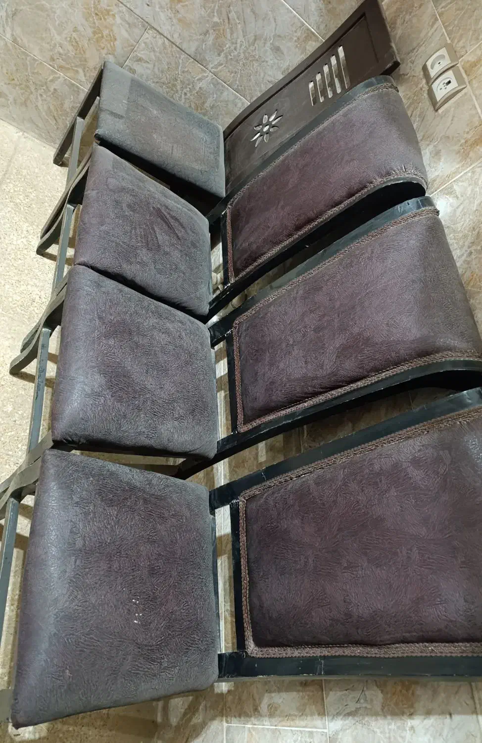 لوازم آرایشگاه|آرایشگاه و سالن‌های زیبایی|قیدار, |دیوار