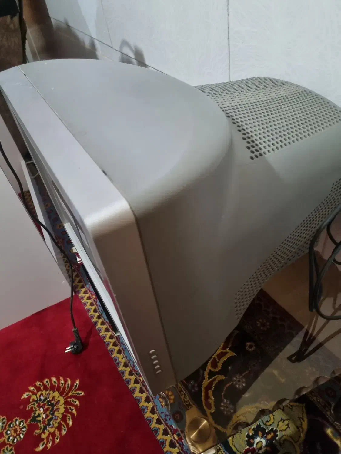 مانیتور و صفحه کلید کیبورد|قطعات و لوازم جانبی رایانه|نجفآباد, شهدای غربی|دیوار