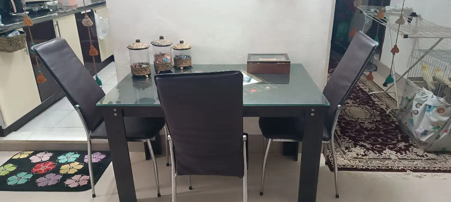 فروش فوری میز ناهارخوری|میز و صندلی غذاخوری|لار, |دیوار