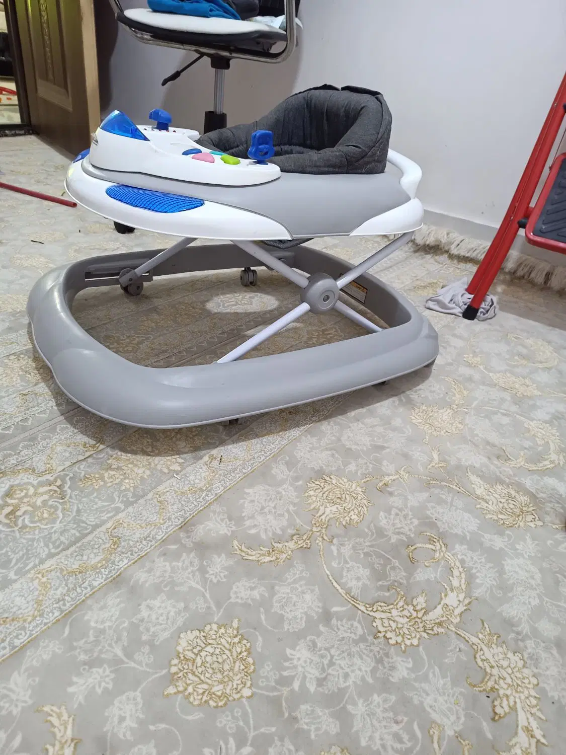 تخت|کالسکه و لوازم جانبی|مهاباد (آذربایجان غربی), |دیوار