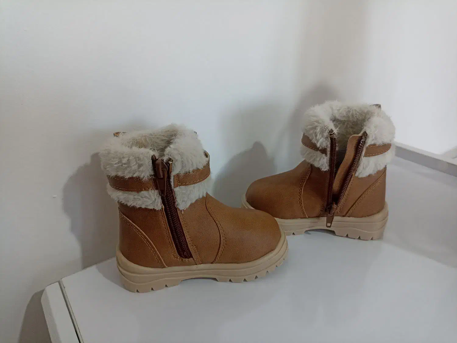 پوتین بچگانه سایز ۲۲ نو  اصلا نپوشیدم|کفش و لباس بچه|کلاردشت, |دیوار