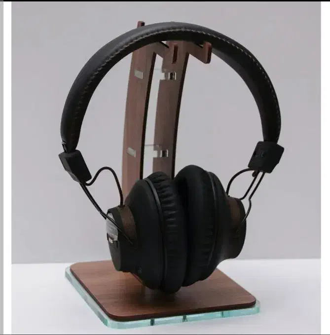 استند هدفون|لوازم جانبی موبایل و تبلت|شیراز, شهرک مفتح|دیوار