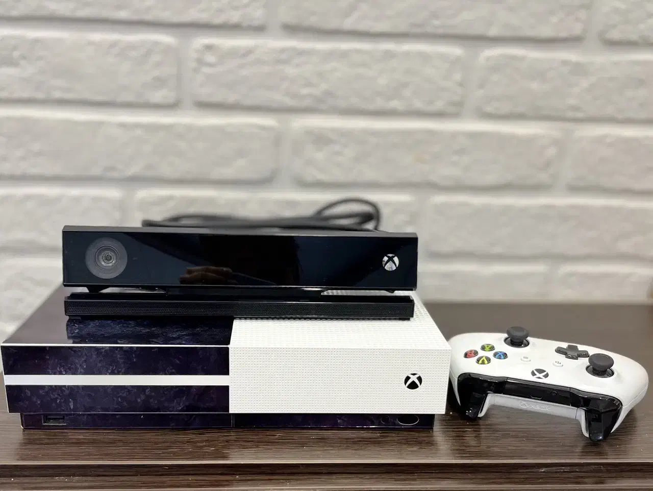 کنسول ایکس باکس1s همراه کینکت|کنسول، بازی ویدئویی و آنلاین|شاهینشهر, مخابرات (شهید بهشتی)|دیوار