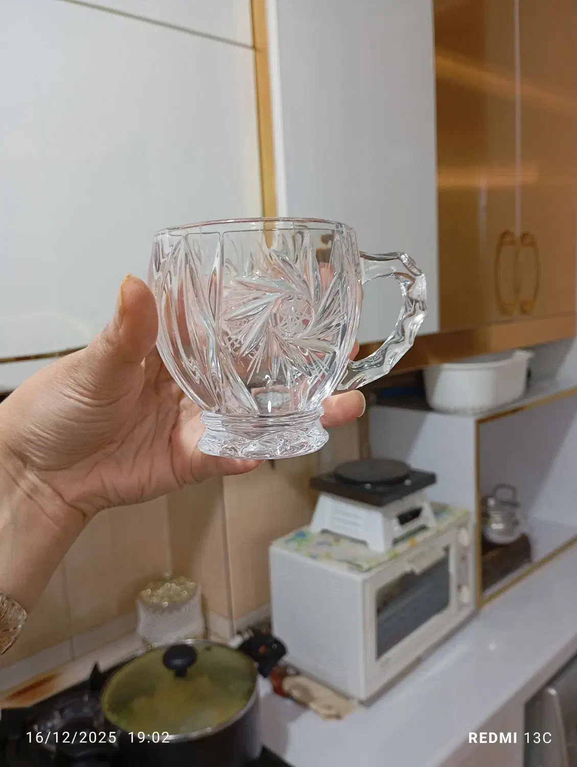 ظروف استکان خورشیدی جی سی سی اصل یک دست کامل|ظروف سرو و پذیرایی|رشت, پیرکلاچای|دیوار