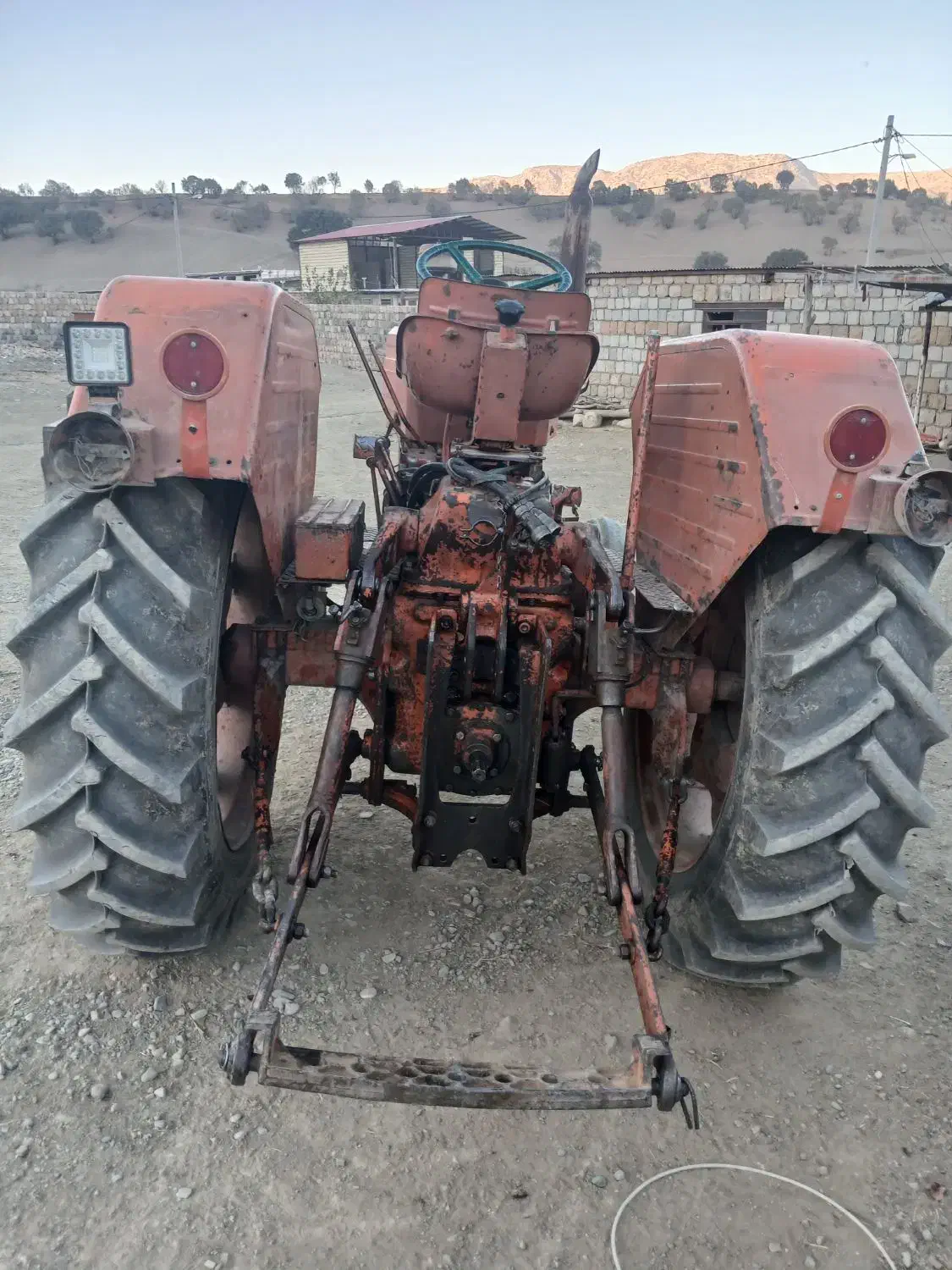 تراکتور رومانی مدل ۷۱|خودرو سنگین|شاهیوند, |دیوار