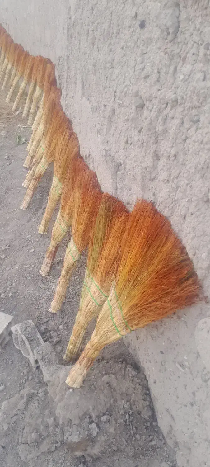 جاروی سنتی میانه دونه ای صدو پنجاه هزار تومان|لوازم نظافت|میانه, |دیوار