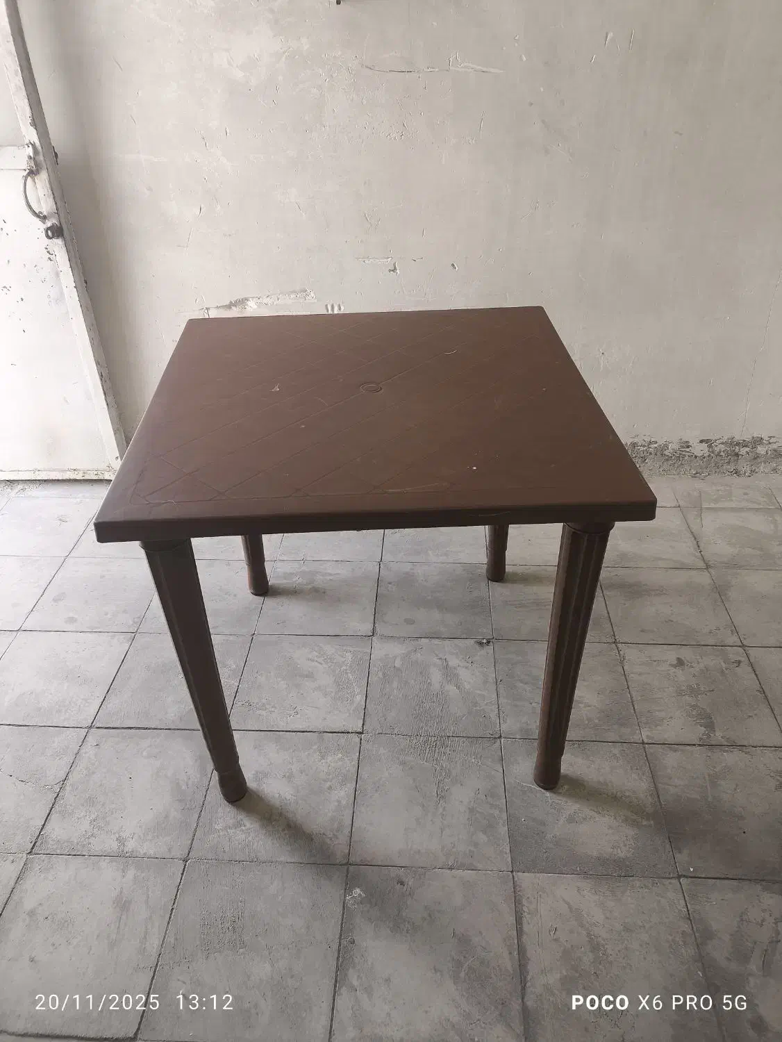 میز پلاستیکی|میز و صندلی غذاخوری|فسا, |دیوار