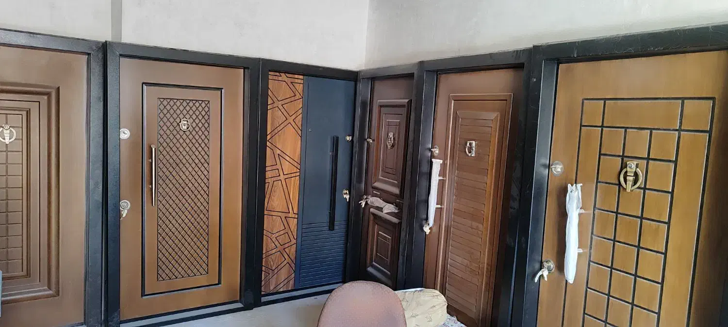 درب و پنجره ساختمانی|مصالح و تجهیزات ساختمان|کاشان, یحیی آباد|دیوار