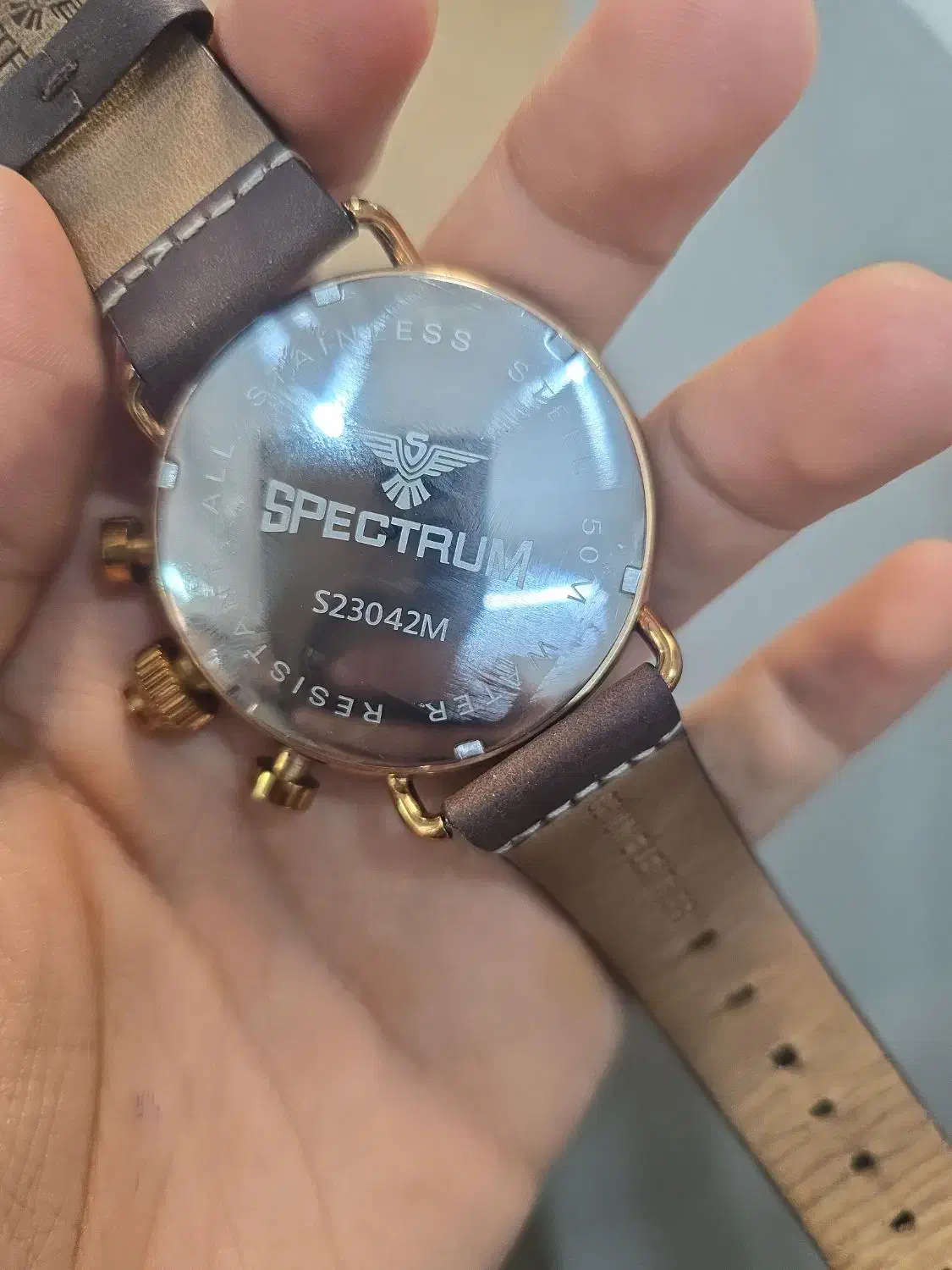 ساعت شیک و اورجینال|ساعت|اصفهان, باغ زرشک|دیوار