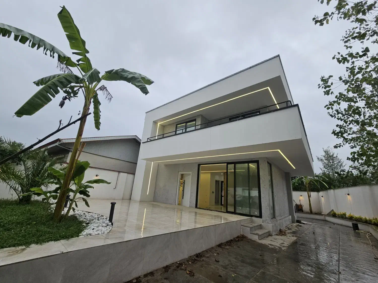 ویلای مدرن کنار رودخانه با ویوی ابدی|فروش خانه و ویلا|لاهیجان, لیل|دیوار