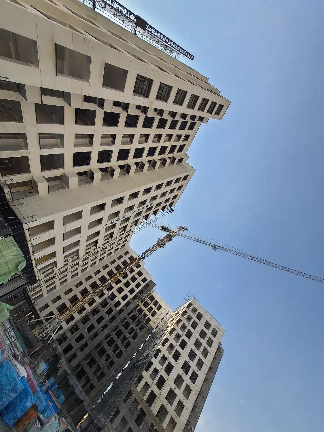 برج رویال هما/همیلا/۱۷۸ متر/حاج اقا قربانی/اخرین|فروش آپارتمان|تهران, شهرک هما|دیوار