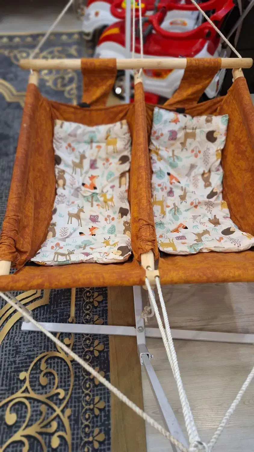 گهواره|تخت و صندلی بچه|مرند, |دیوار