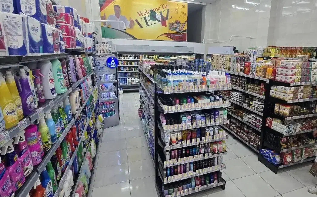 hoi راک قفسه ۷۷ یخچال پرده هوا zx4 فروشگاهی xv|فروشگاه و مغازه|شیراز, ارم|دیوار