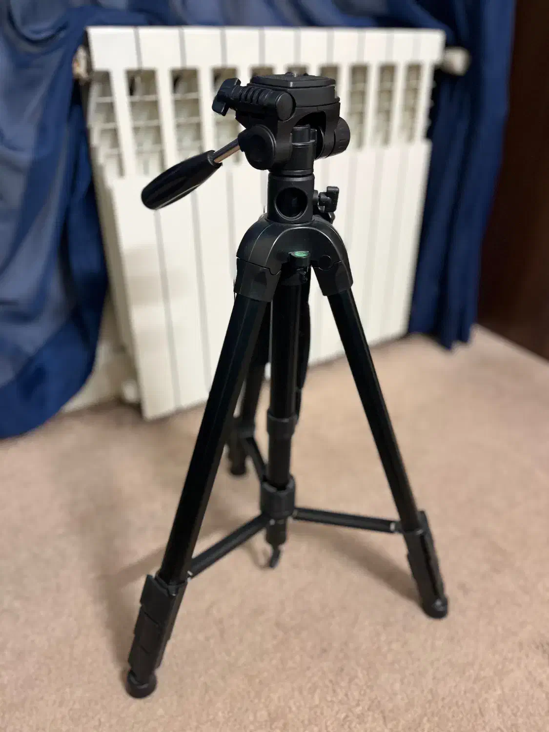 سه پایه|دوربین عکاسی و فیلمبرداری|تهران, قاسمآباد|دیوار