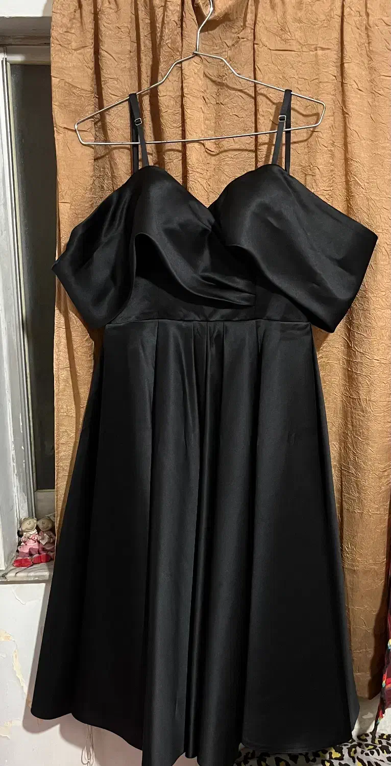 دکلته مجلسی|لباس|نکا, |دیوار