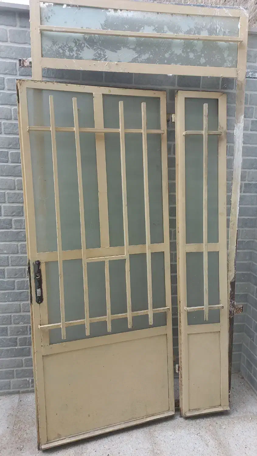 درب وپنجره اهنی|مصالح و تجهیزات ساختمان|بروجرد, |دیوار