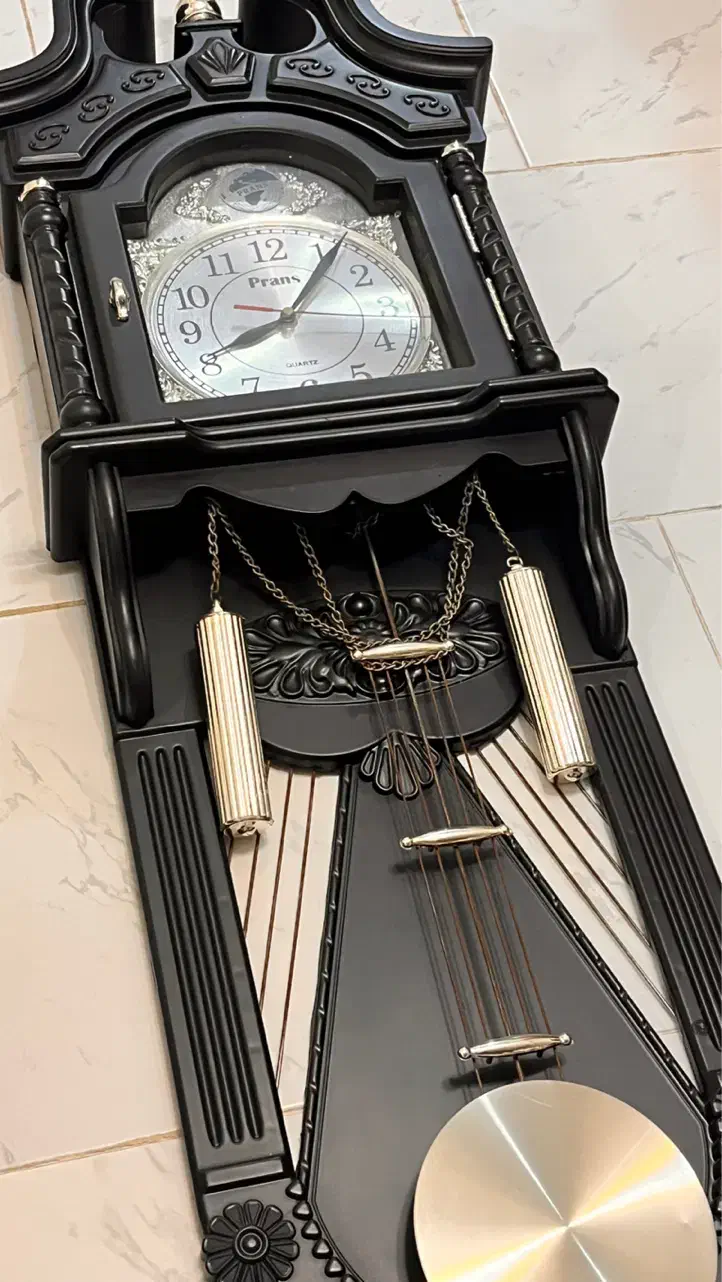 ساعت دیواری پاندولی و کلاسیک کاملا سالم و در حد نو|ساعت دیواری و تزئینی|تبریز, |دیوار