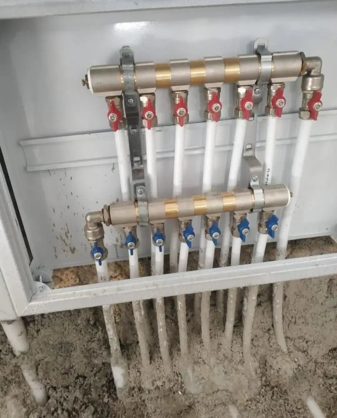 تاسیسات لوله کشی آب برق فاظلاب|خدمات پیشه و مهارت|شیراز, پانصد دستگاه ارتش|دیوار