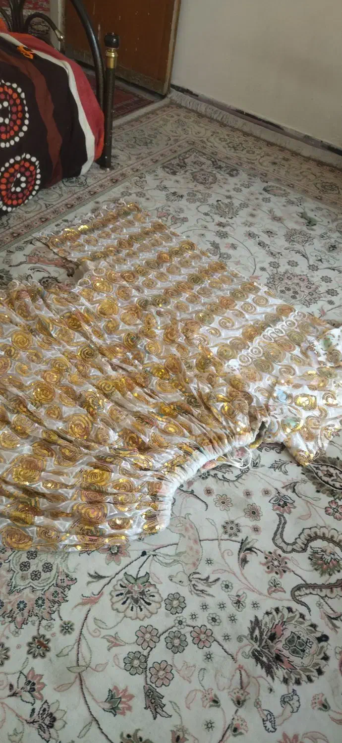 لباس محلی طلایی پولکی|لباس|شیراز, شهرک ولیعصر|دیوار