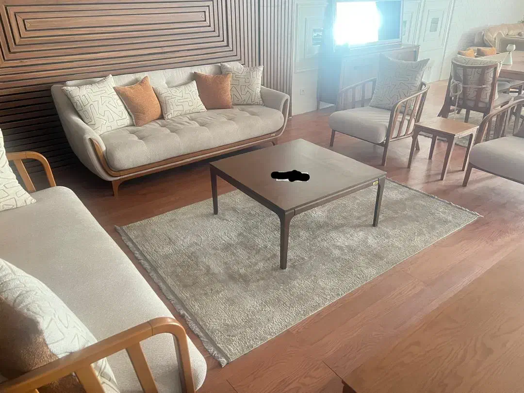 مبل شیک و بسیار باکلاس|مبلمان خانگی و میز عسلی|هشتگرد, شهرک پامچال|دیوار