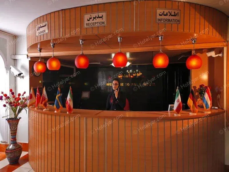 استخدام خانم برای بخش پذیرش (رسپشن ) هتل در ایلام|استخدام اداری و مدیریت|ایلام, |دیوار